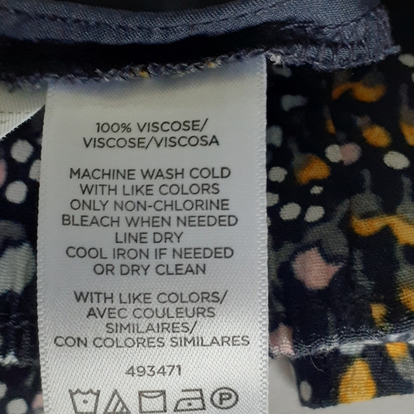 LOFT Black and Gold Patterned Skort. Size S New With Tags - Picture 7 of 7